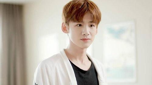 白敬亭娱乐圈吃瓜视频